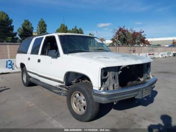  Salvage GMC Suburban 1500