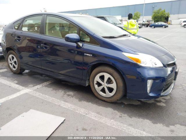  Salvage Toyota Prius