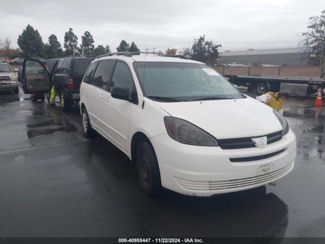  Salvage Toyota Sienna