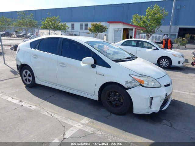  Salvage Toyota Prius