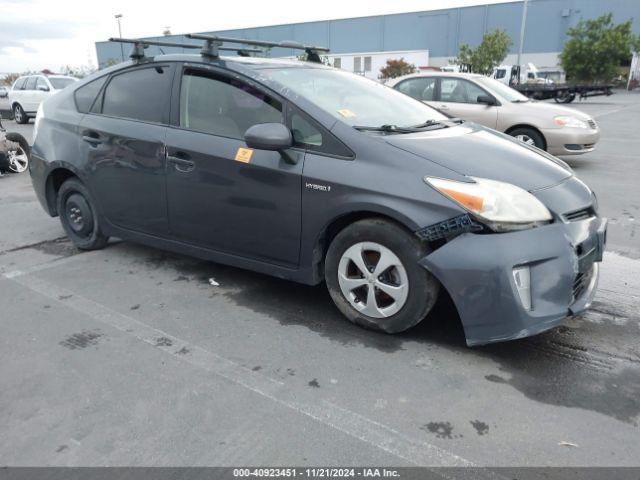  Salvage Toyota Prius