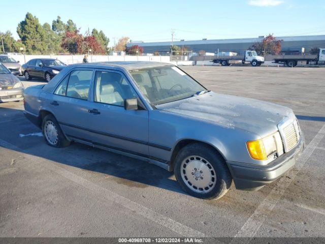  Salvage Mercedes-Benz 300