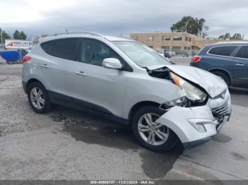  Salvage Hyundai TUCSON