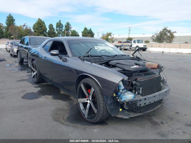  Salvage Dodge Challenger