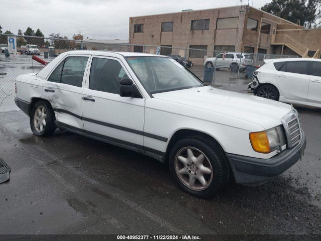  Salvage Mercedes-Benz 300