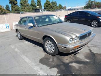  Salvage Jaguar Xj8