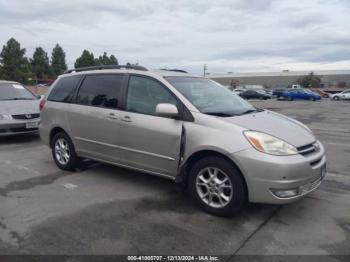  Salvage Toyota Sienna