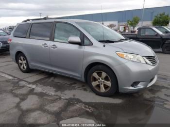  Salvage Toyota Sienna