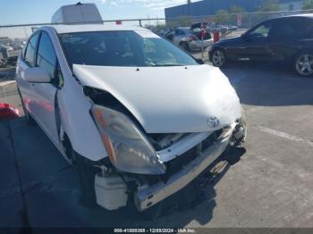  Salvage Toyota Prius