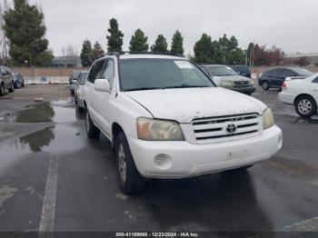  Salvage Toyota Highlander