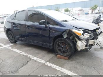  Salvage Toyota Prius