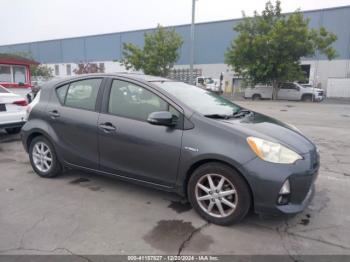  Salvage Toyota Prius c