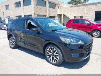  Salvage Ford Escape