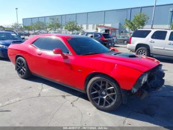  Salvage Dodge Challenger