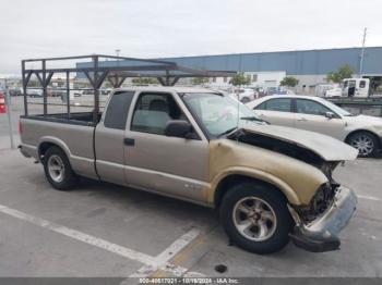  Salvage Chevrolet S-10