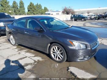  Salvage Nissan Maxima