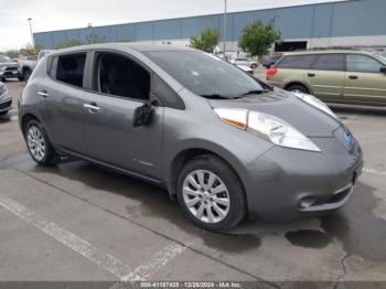  Salvage Nissan LEAF