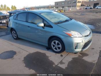  Salvage Toyota Prius