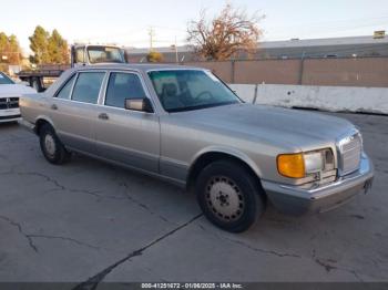  Salvage Mercedes-Benz 560