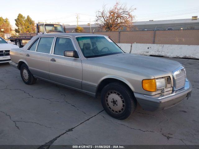  Salvage Mercedes-Benz 560