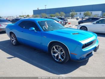  Salvage Dodge Challenger