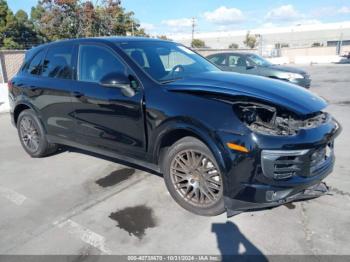  Salvage Porsche Cayenne