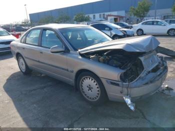  Salvage Volvo S80