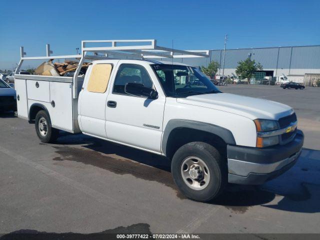  Salvage Chevrolet Silverado 2500