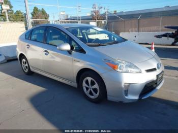  Salvage Toyota Prius