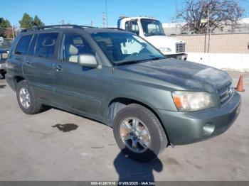  Salvage Toyota Highlander