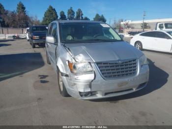  Salvage Chrysler Town & Country