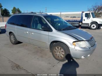  Salvage Chrysler Town & Country