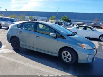  Salvage Toyota Prius