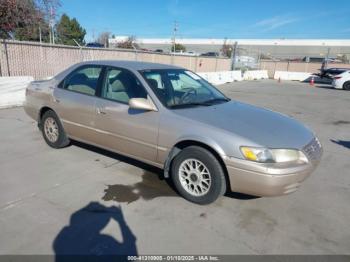  Salvage Toyota Camry