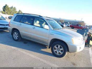  Salvage Toyota Highlander