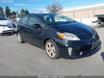  Salvage Toyota Prius