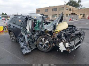  Salvage Toyota RAV4