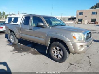  Salvage Toyota Tacoma