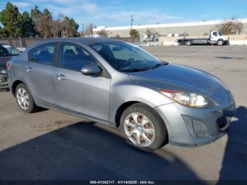  Salvage Mazda Mazda3