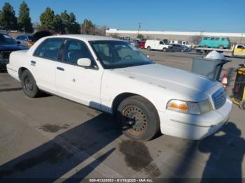  Salvage Ford Crown Victoria