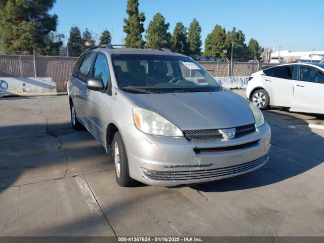  Salvage Toyota Sienna