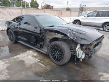  Salvage Ford Mustang