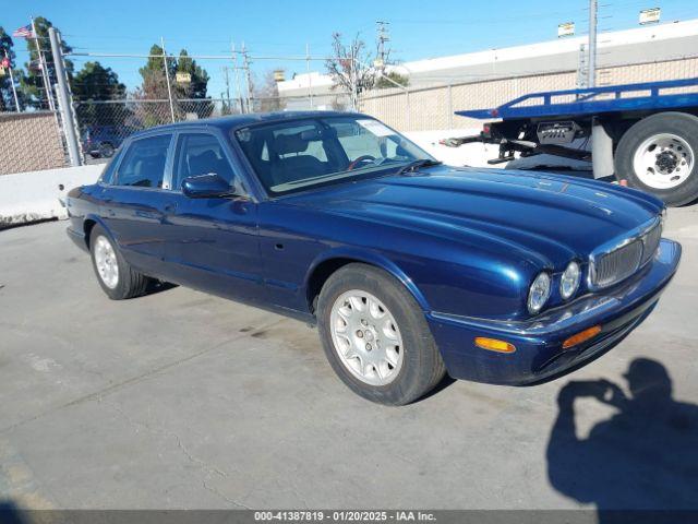  Salvage Jaguar Xj8