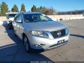  Salvage Nissan Pathfinder