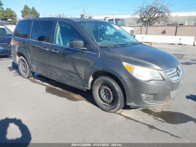  Salvage Volkswagen Routan