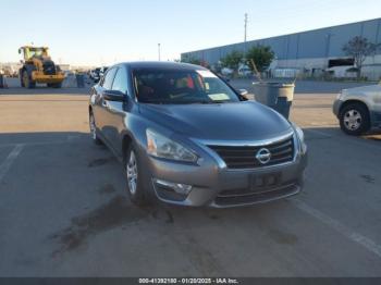  Salvage Nissan Altima