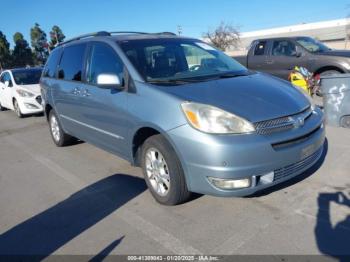  Salvage Toyota Sienna