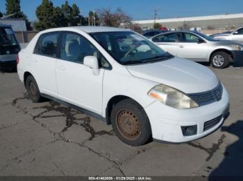  Salvage Nissan Versa