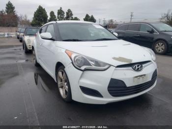  Salvage Hyundai VELOSTER