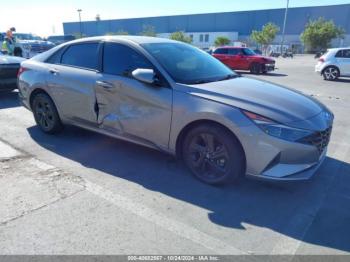  Salvage Hyundai ELANTRA